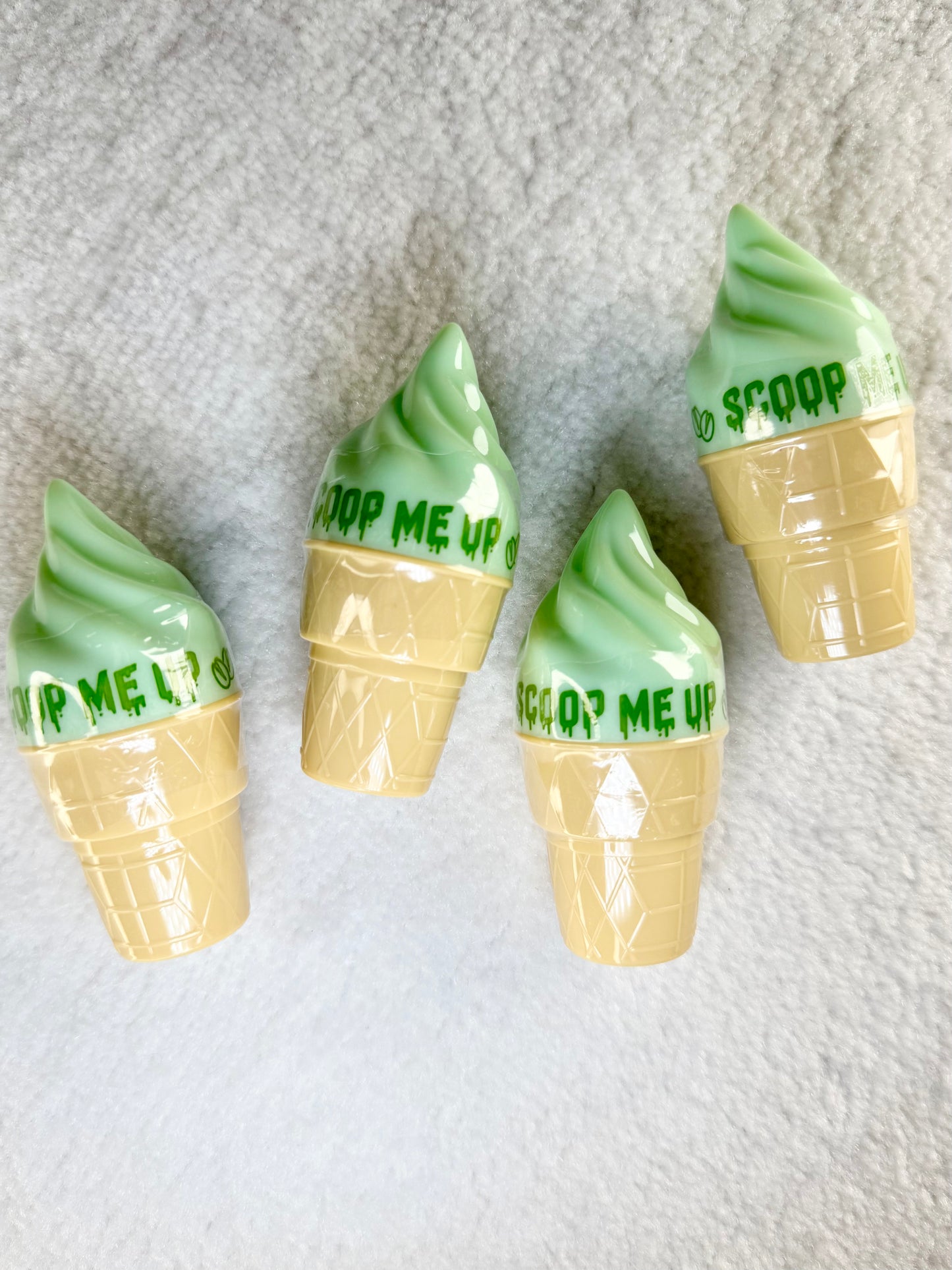 Italia Deluxe Scoop Me Up Lip Balm (1pc)